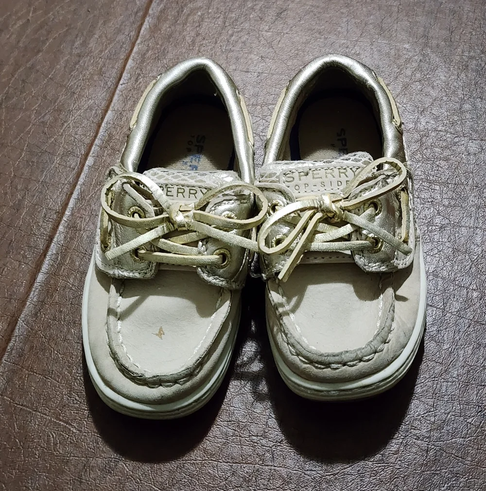 Sperry Kids Metallic Cream And Gold Shoes